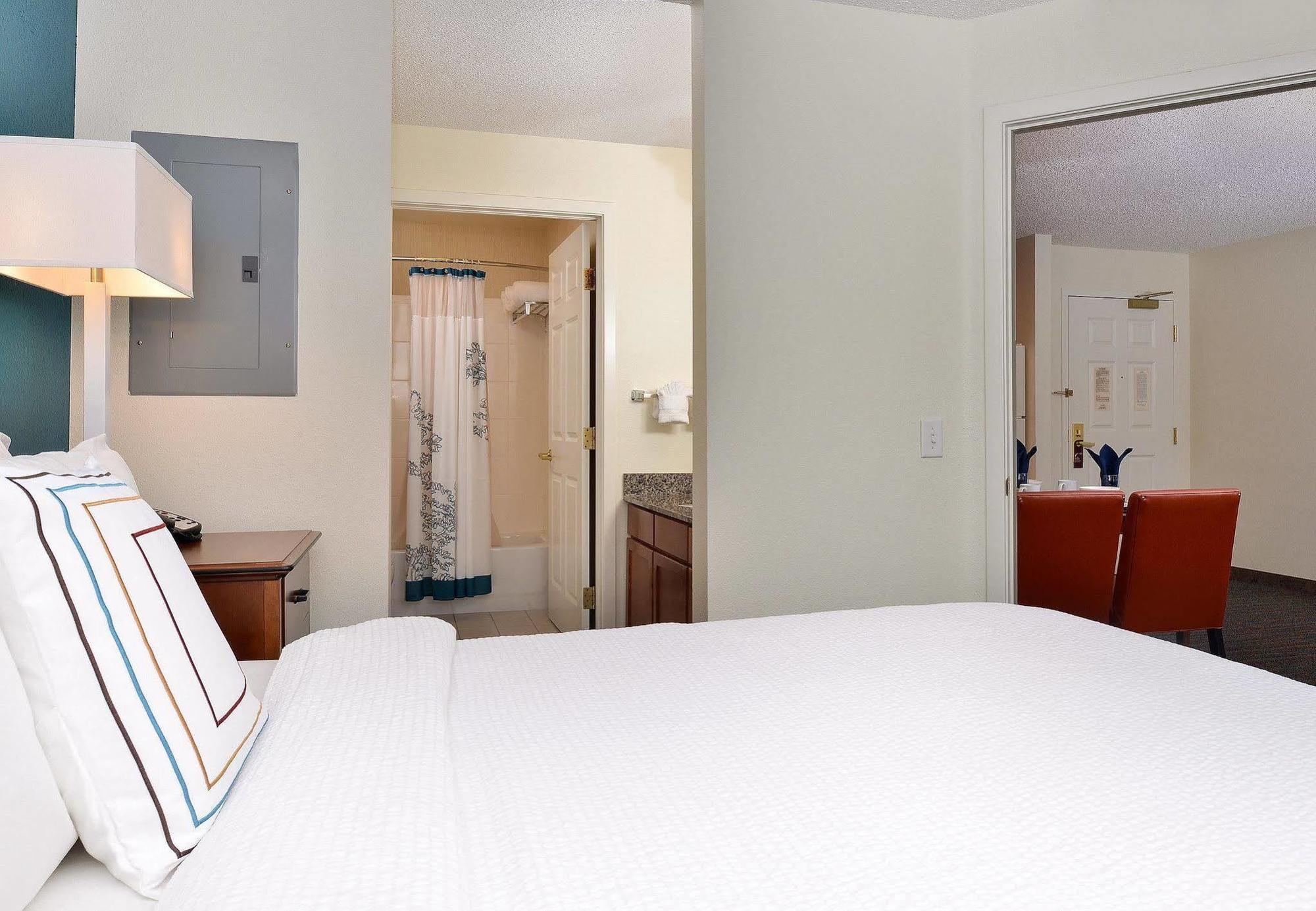 Hotel By Marriott Denver Airport At Gateway Park Aurora